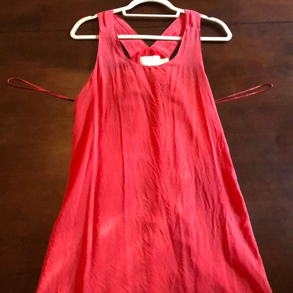 Women’s pink mini